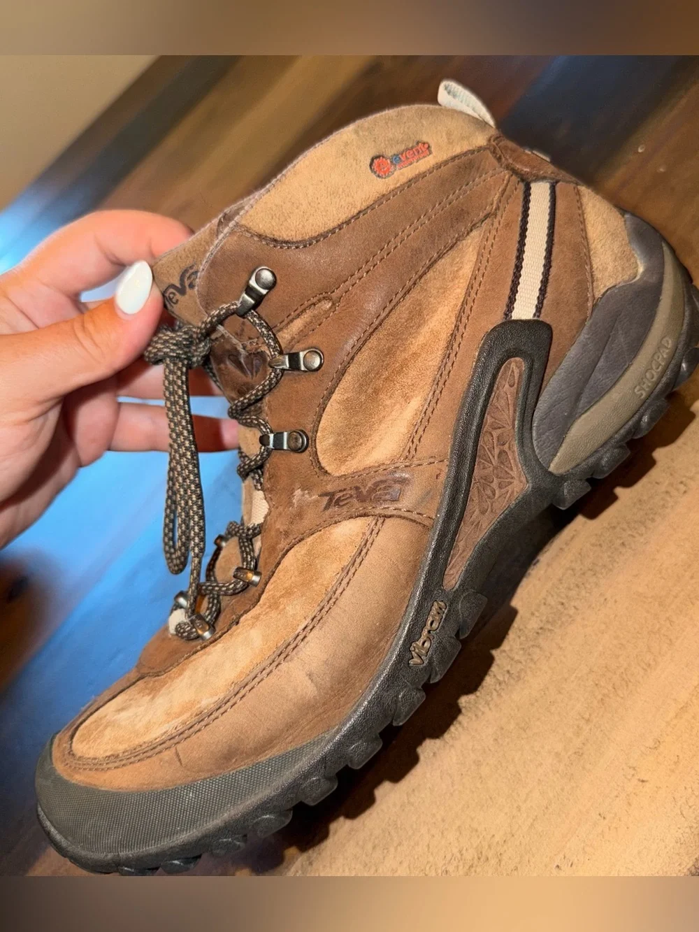 Teva Women’s Waterproof Hiking Boots Size 8 🥾🌲